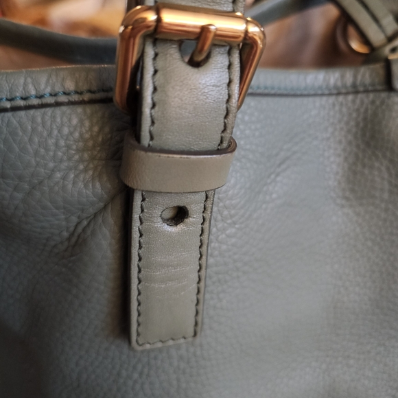 Chloe Dark Green Leather Tote - Picture 11 of 16